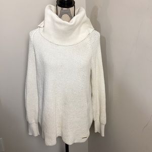 Micheal Kors Women’s Cream Crowl Knit 🧶 Sweater